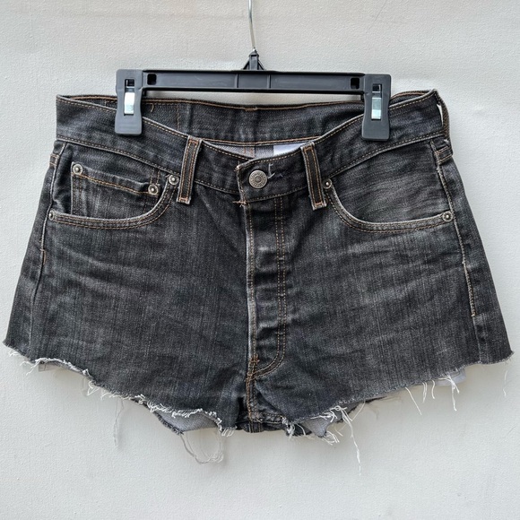 VINTAGE LEVI'S Denim Cuttoff Shorts Jean cut off 28 medium m 8 - Picture 2 of 5